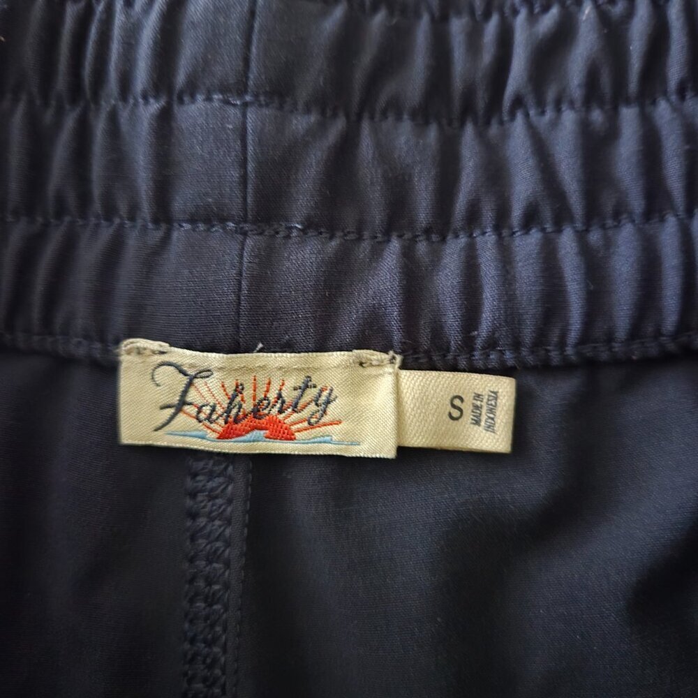 Faherty All Day Shorts Navy Blazer S - Picture 2 of 4